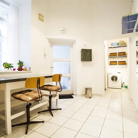 Unique Retro Flat At Gozsdu Court Appartamento