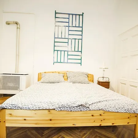 Unique Retro Flat At Gozsdu Court Appartamento *